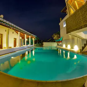 https://the-castle-by-don-louis.negombohotels.net