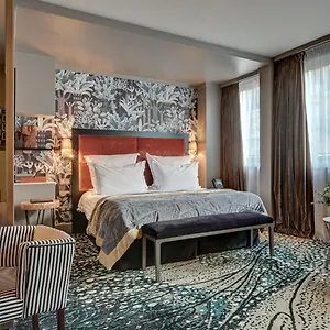 https://juliana.fr-paris.fr